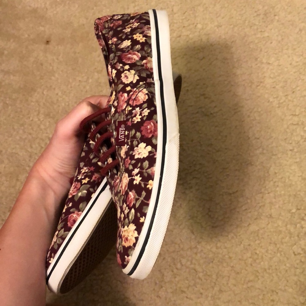 Vans - Picture 4 of 4